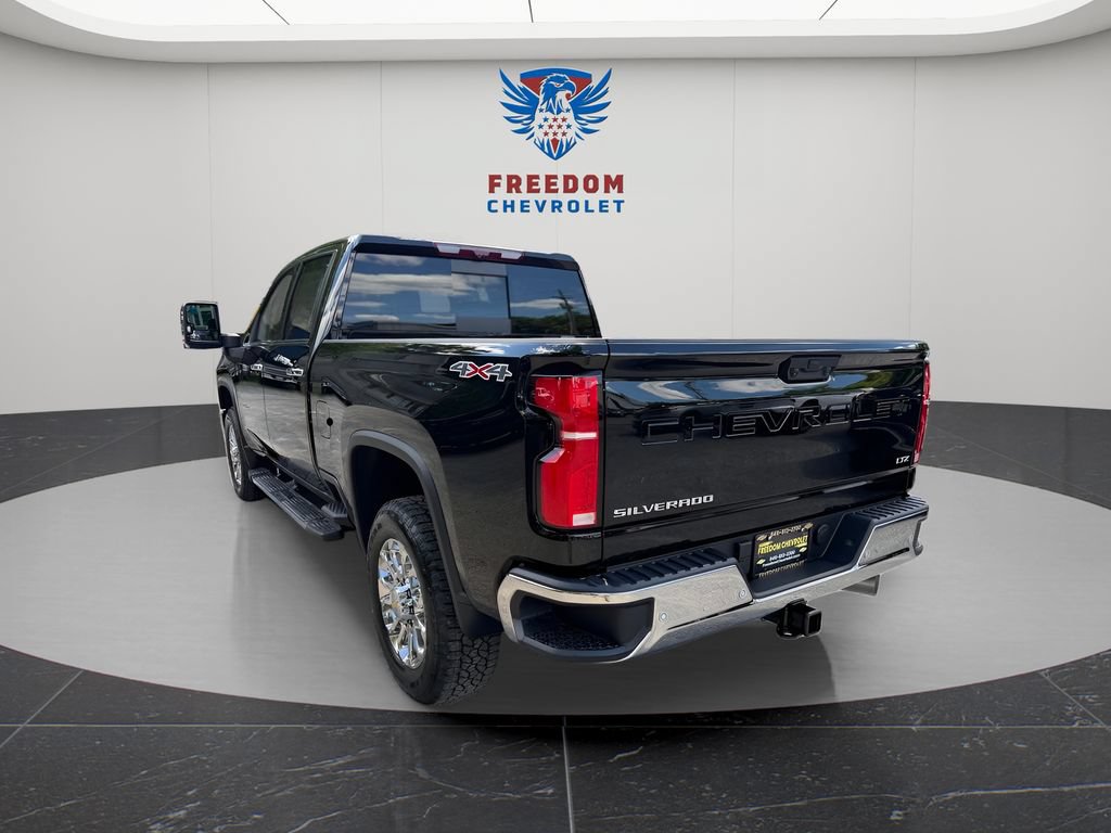 New 2026 Chevrolet Silverado 2500 LTZ w/ LTZ Premium Package AWD/4WD image 5