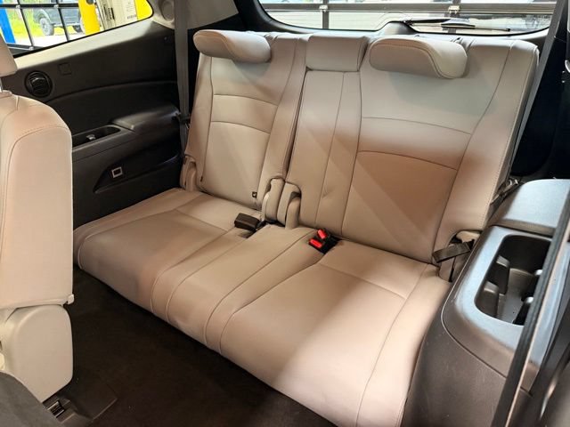 Used 2021 Honda Pilot Touring image 15