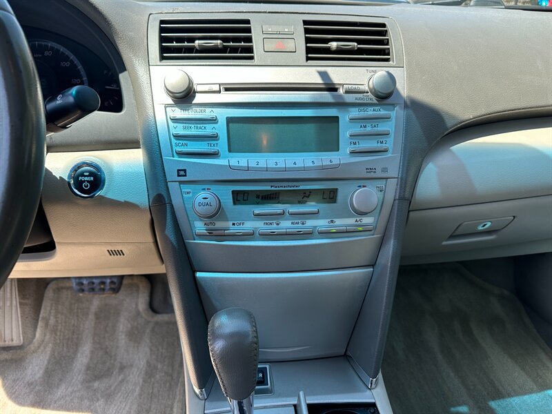 Used 2008 Toyota Camry Hybrid FWD image 19