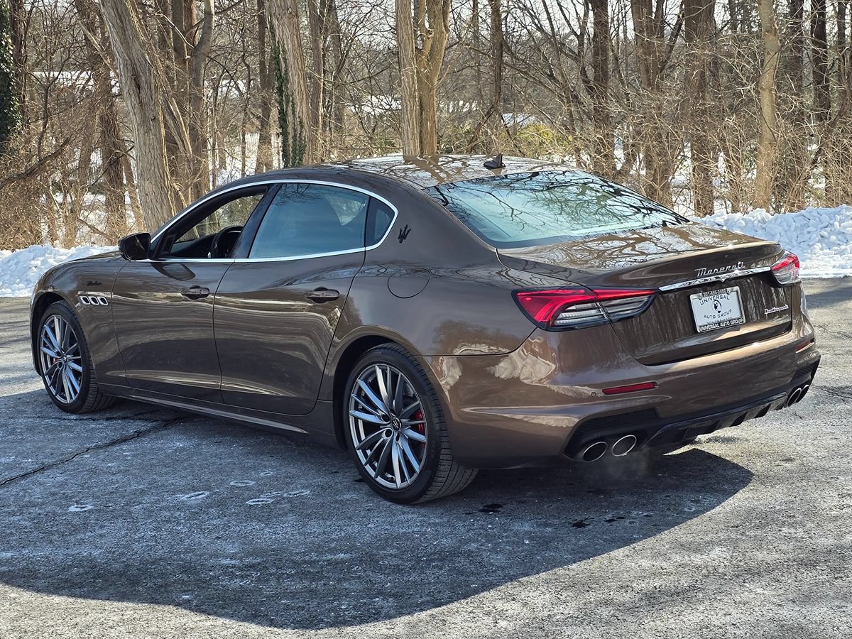 Used 2022 Maserati Quattroporte Modena RWD image 4