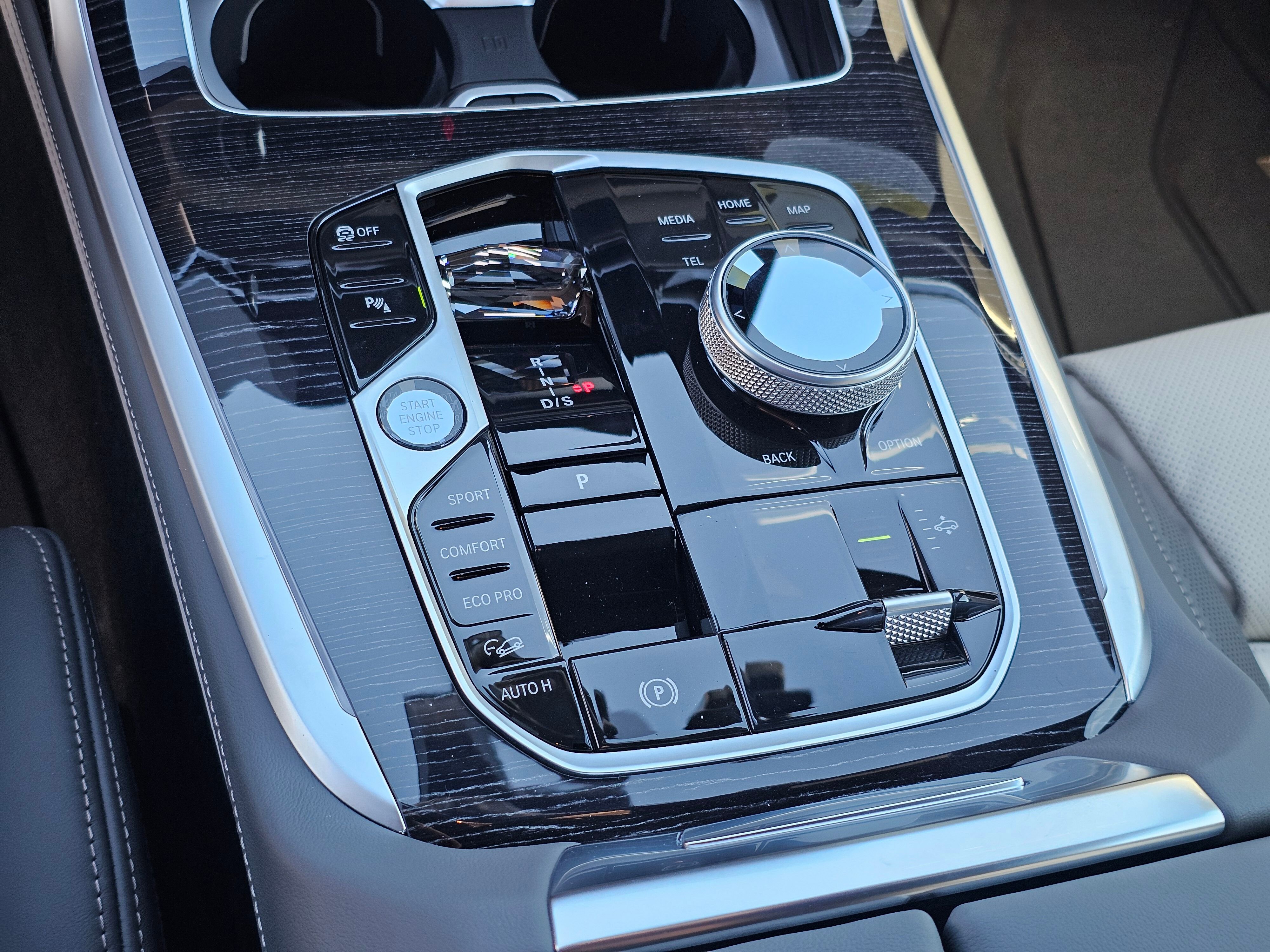 New 2026 BMW X7 M60i AWD/4WD image 55
