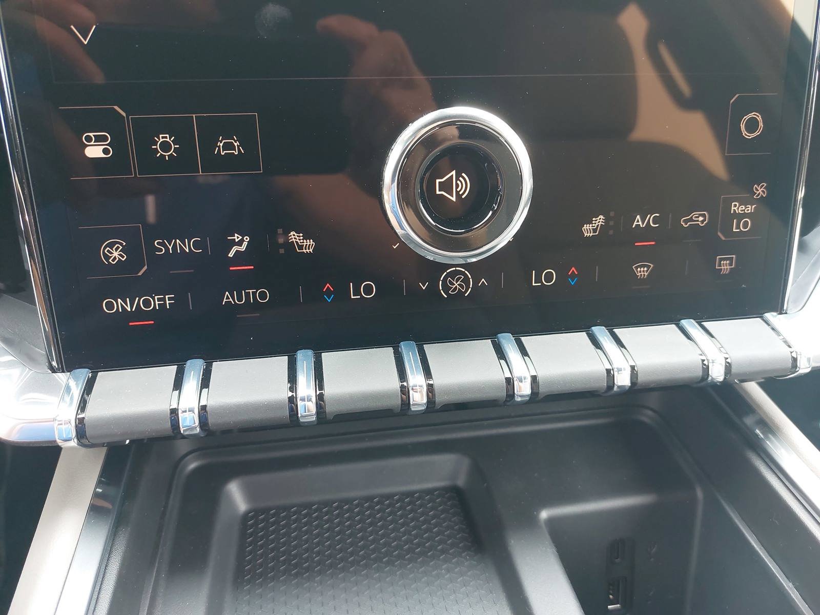 New 2025 GMC Acadia Elevation FWD image 23