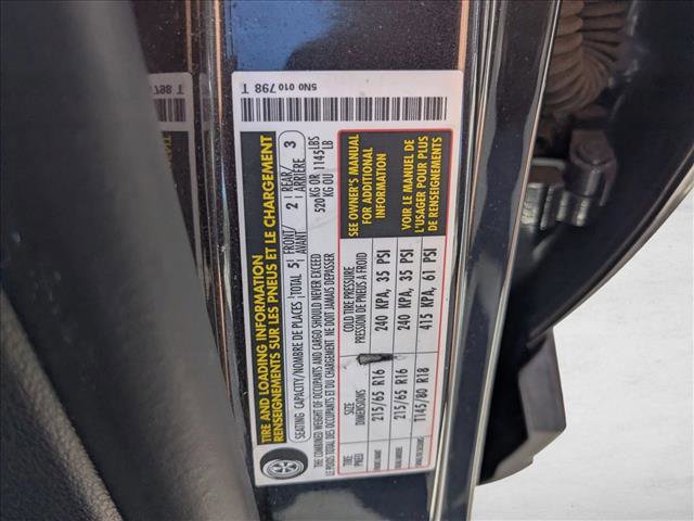 Used 2016 Volkswagen Tiguan S image 15