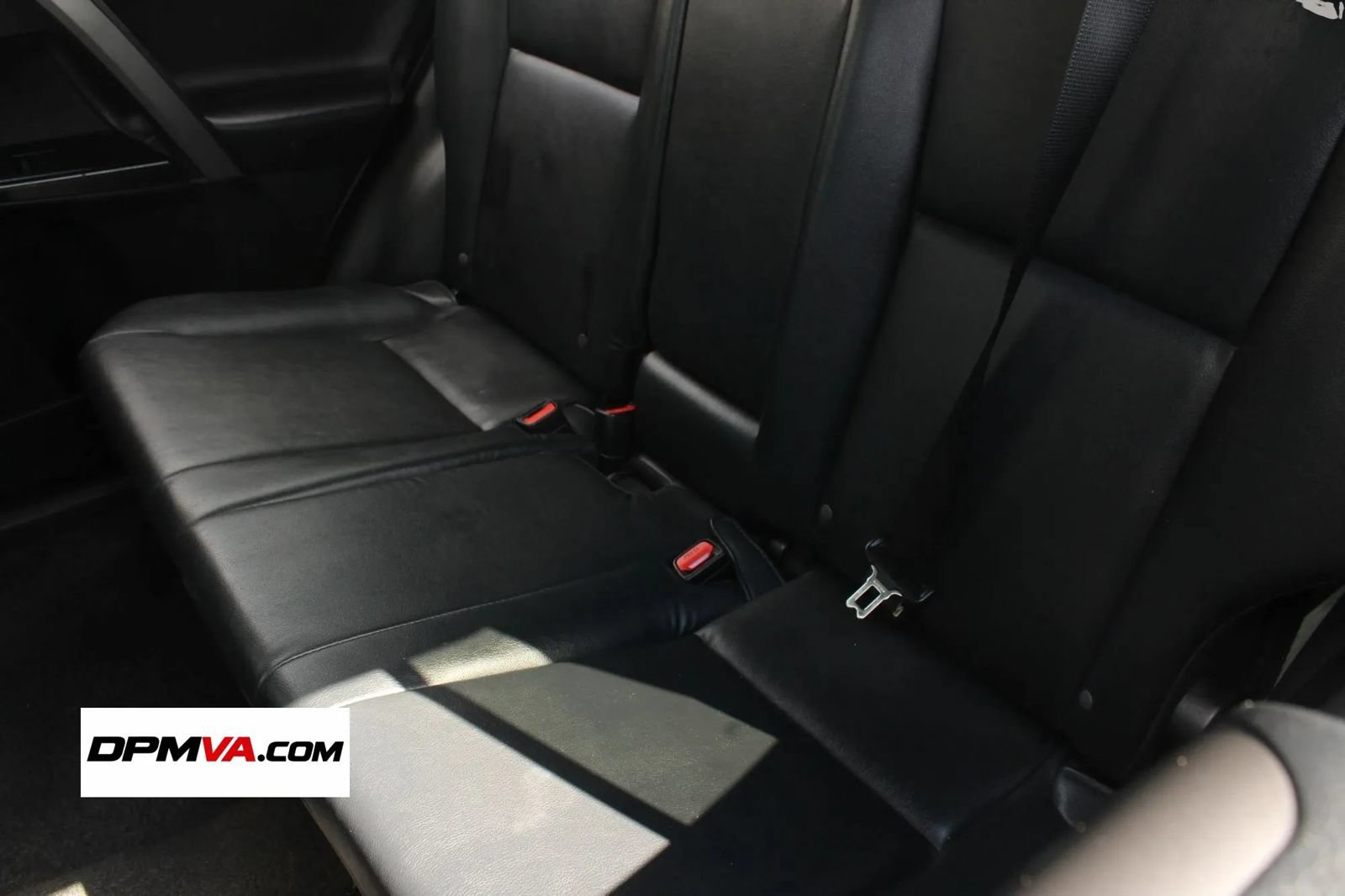 Used 2017 Toyota RAV4 SE AWD/4WD image 16