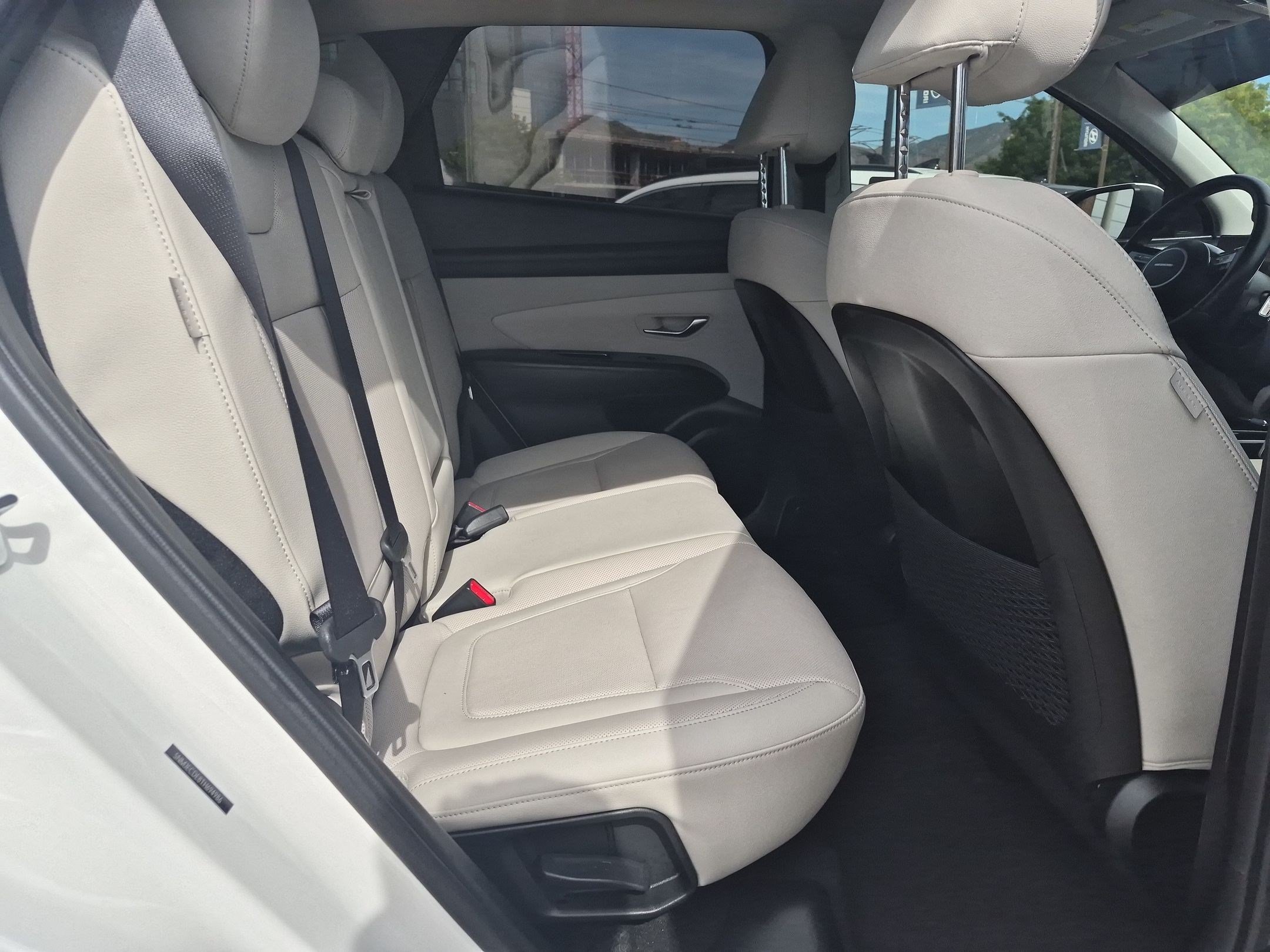 Certified 2026 Hyundai Tucson Limited AWD/4WD image 31