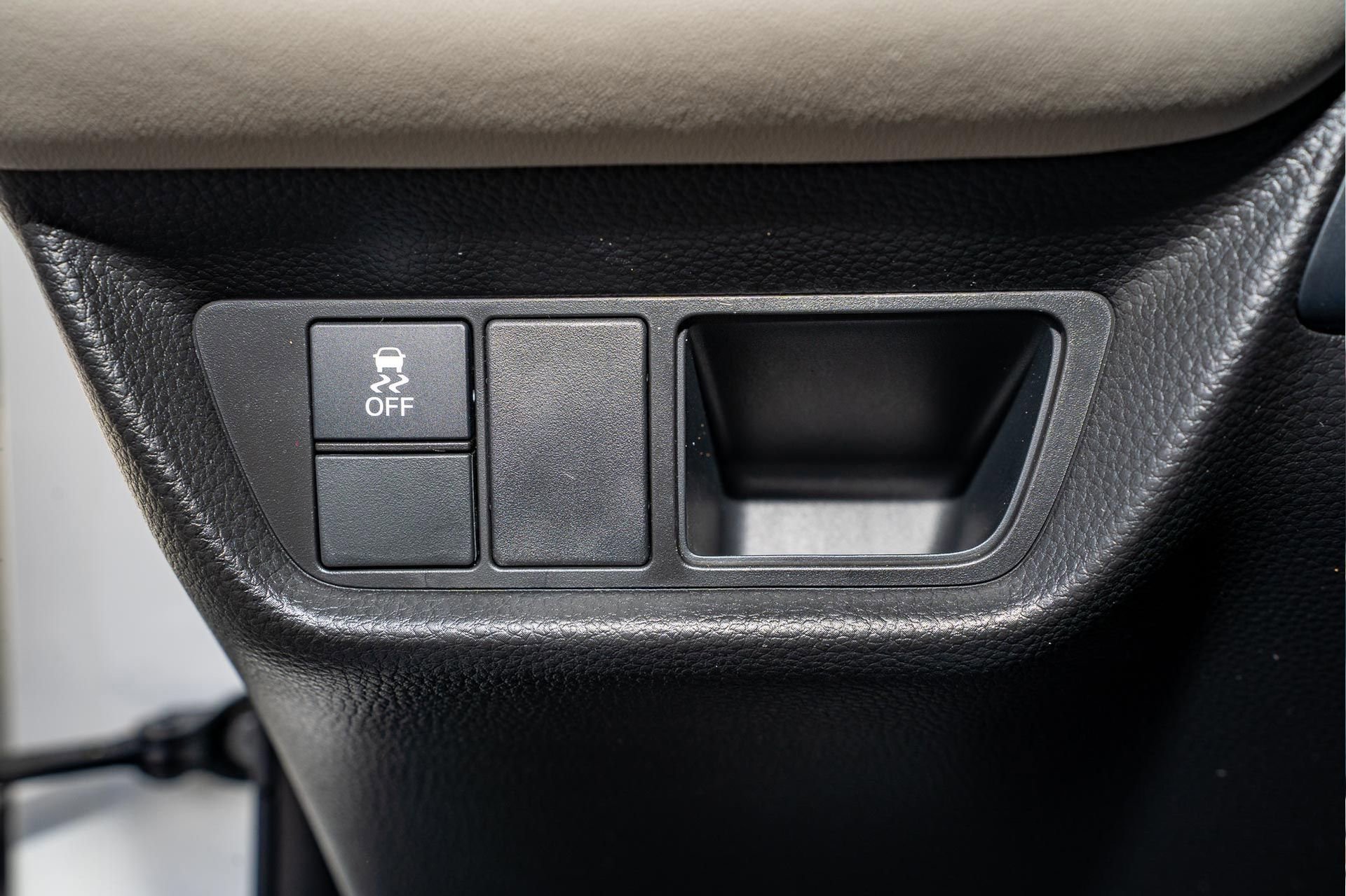 Used 2023 Honda HR-V LX image 28