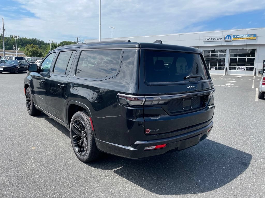 New 2026 Jeep Grand Wagoneer L Limited AWD/4WD image 4