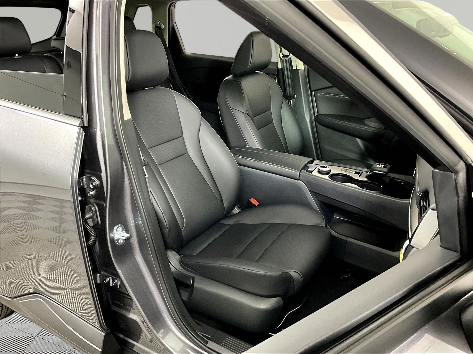 New 2026 Nissan Rogue Dark Armor AWD/4WD image 19