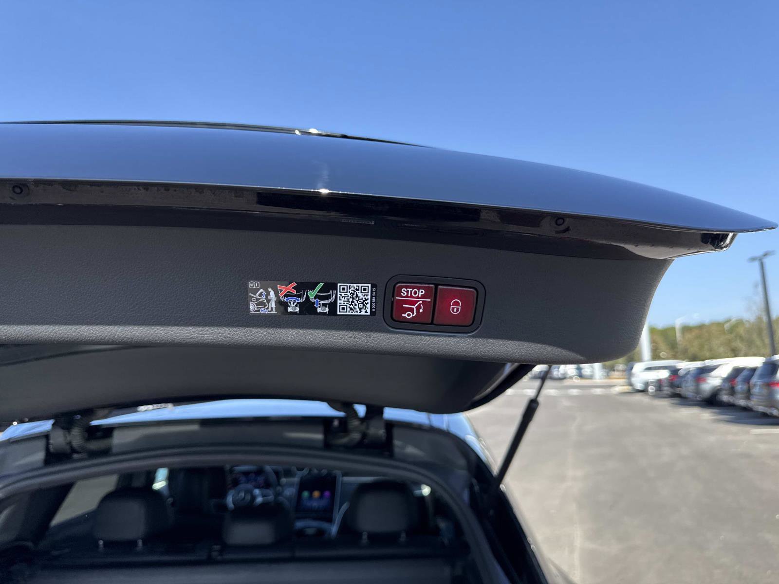 Used 2025 Mercedes-Benz GLC 300 image 13