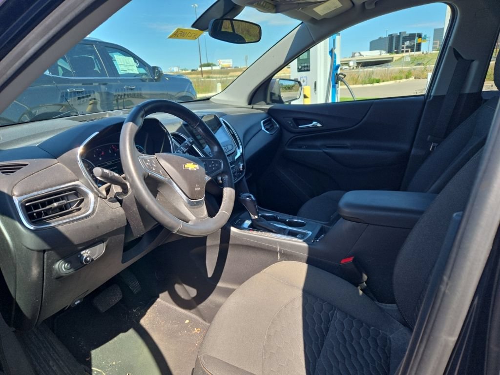 Used 2018 Chevrolet Equinox LT w/ Sun & Infotainment Package AWD/4WD image 13