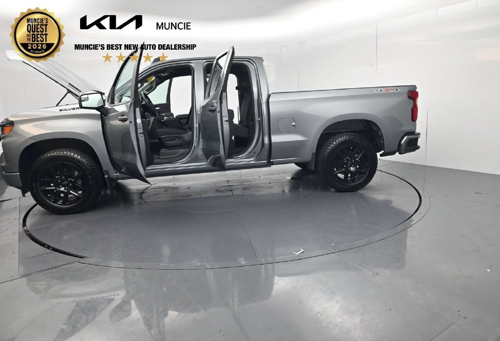 Used 2026 Chevrolet Silverado 1500 Custom w/ LPO, Dark Essentials Package AWD/4WD image 62