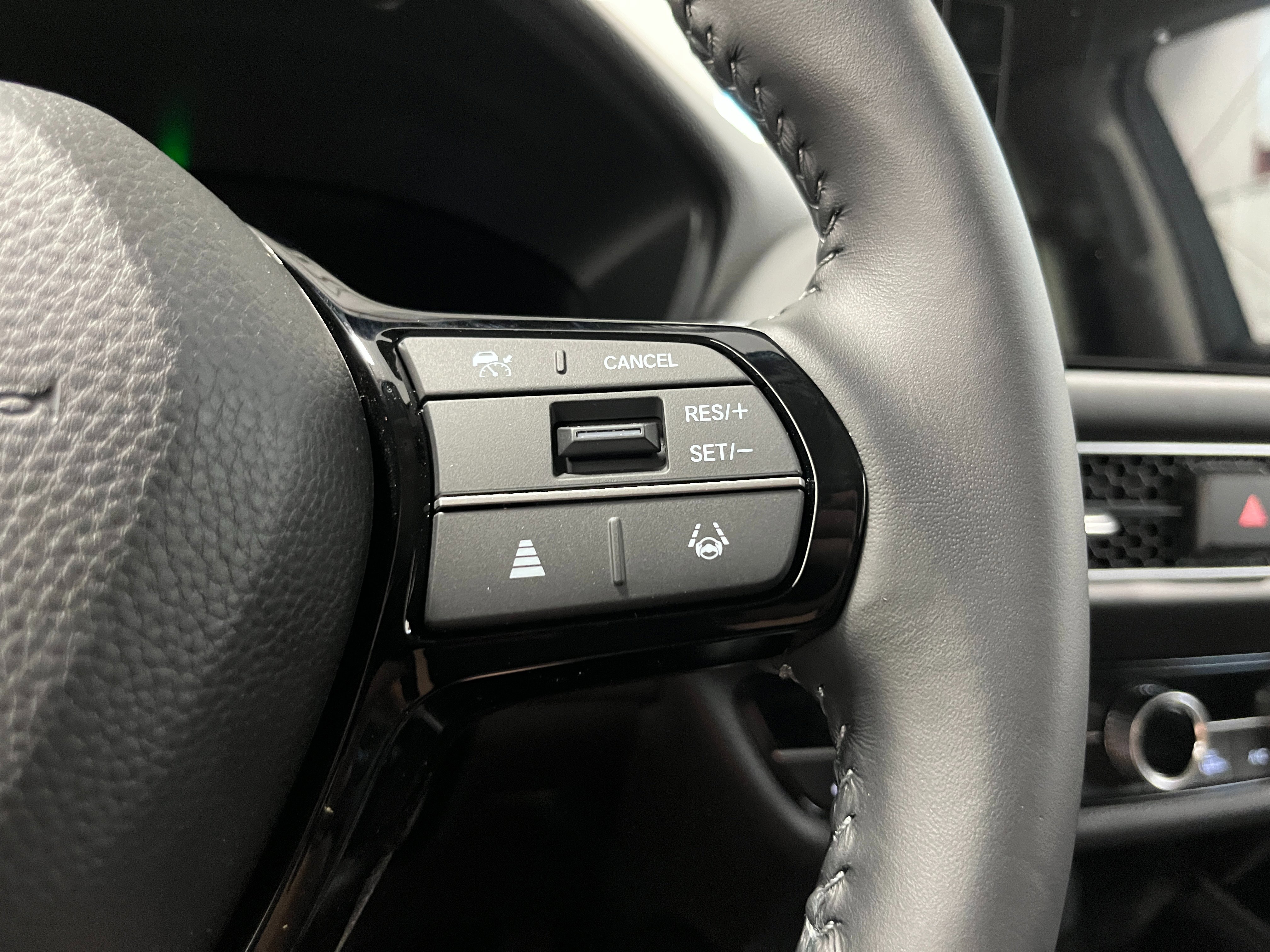 New 2027 Honda HR-V EX-L image 18