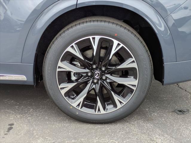 New 2026 Volvo XC90 T8 Plus w/ Protection Package Premier AWD/4WD image 6