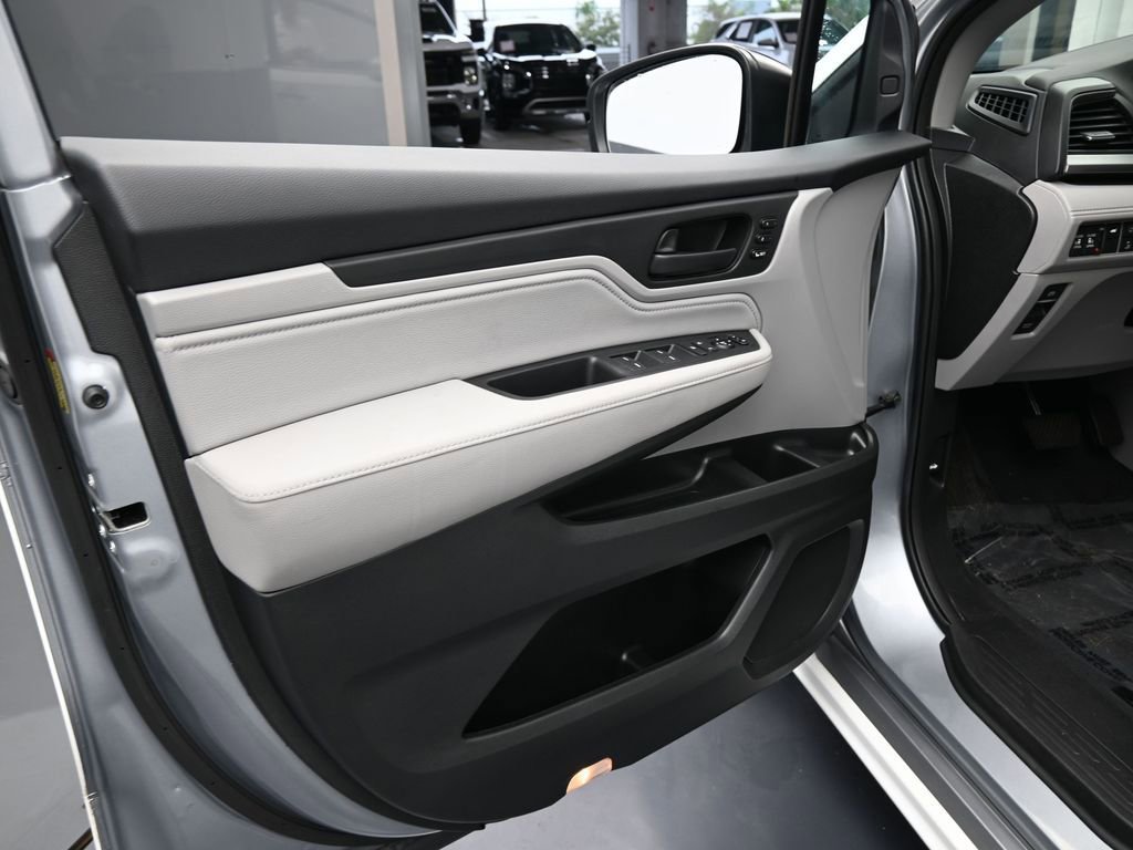Used 2020 Honda Odyssey Touring image 18
