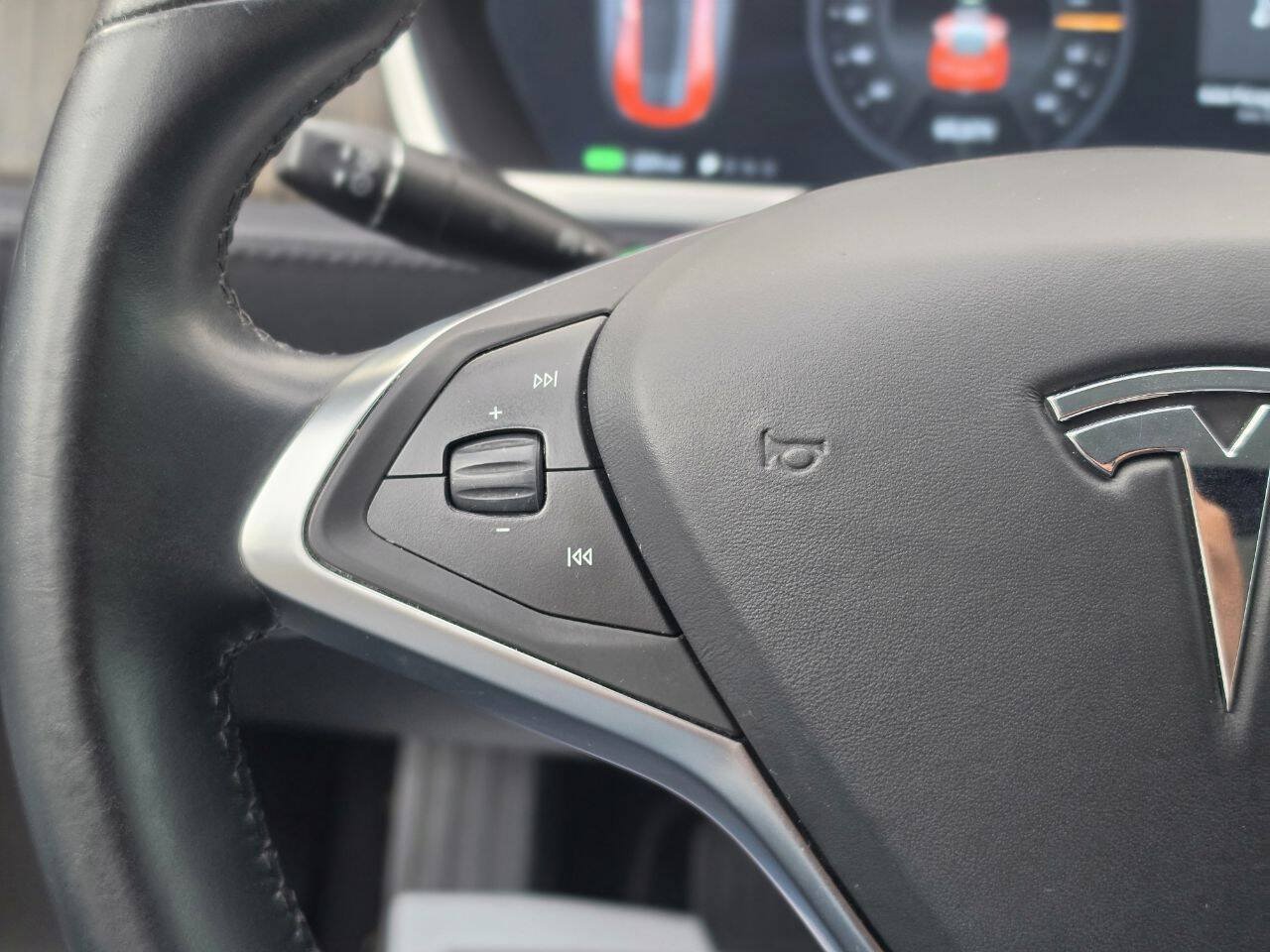 Used 2013 Tesla Model S RWD image 15