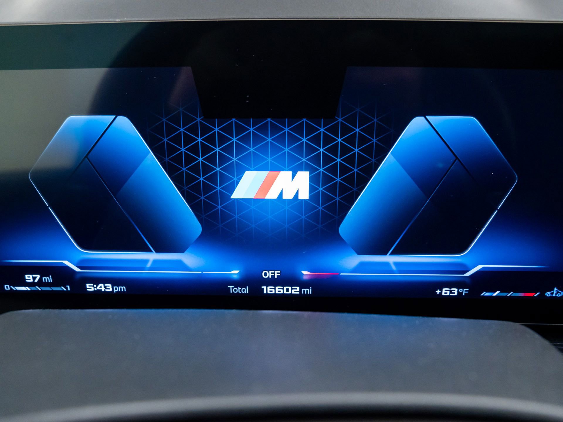 Used 2024 BMW X5 M60i image 22