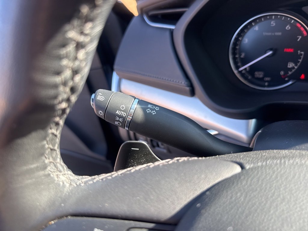 Used 2023 Cadillac XT4 Premium Luxury image 20