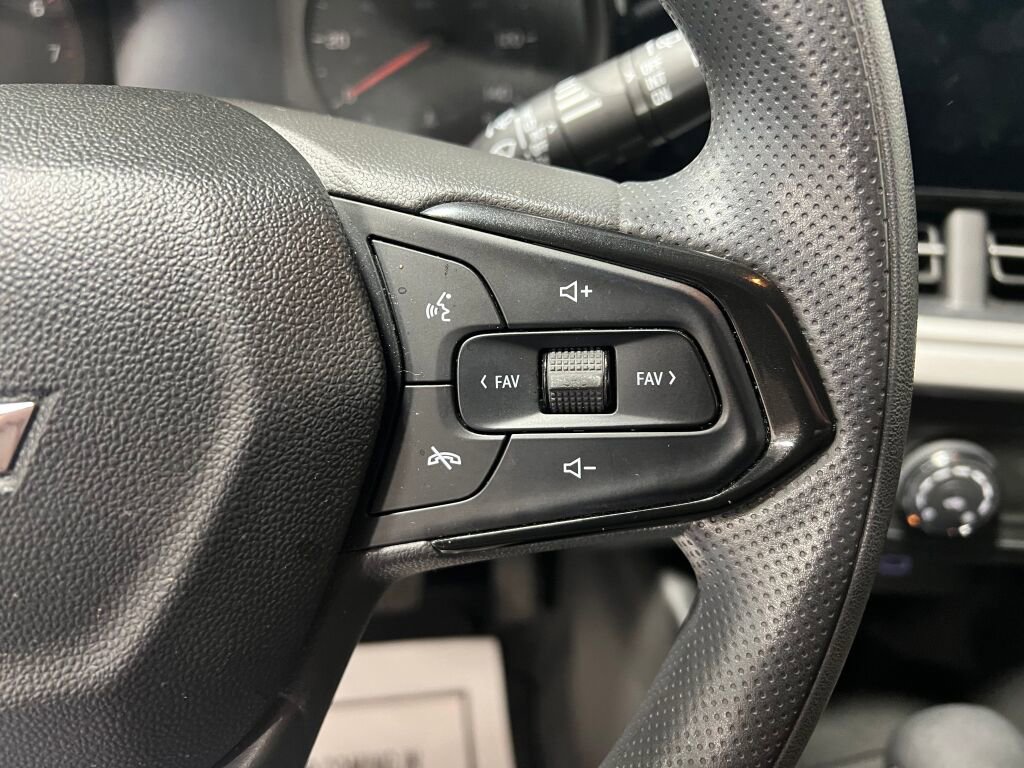 Used 2024 Chevrolet Trax LS w/ Driver Confidence Package image 12