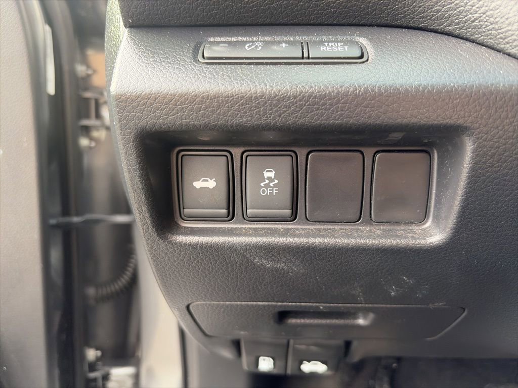 Used 2017 Nissan Altima 2.5 SV image 15