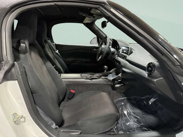 Used 2017 MAZDA MX-5 Miata Sport RWD image 18