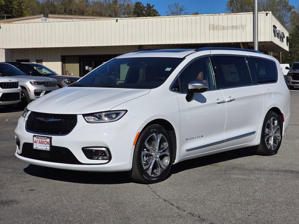 New 2026 Chrysler Pacifica Pinnacle image 2