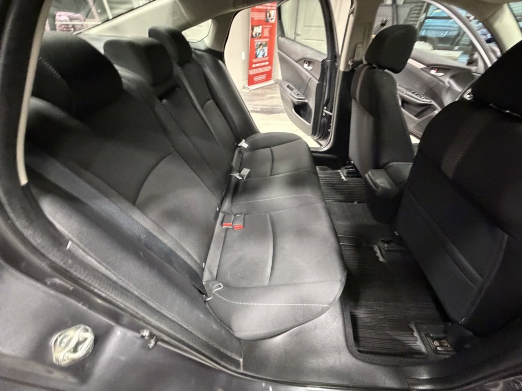 Used 2018 Honda Civic EX image 41