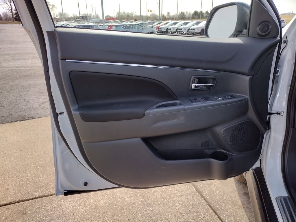 New 2026 Mitsubishi Outlander Sport ES image 24