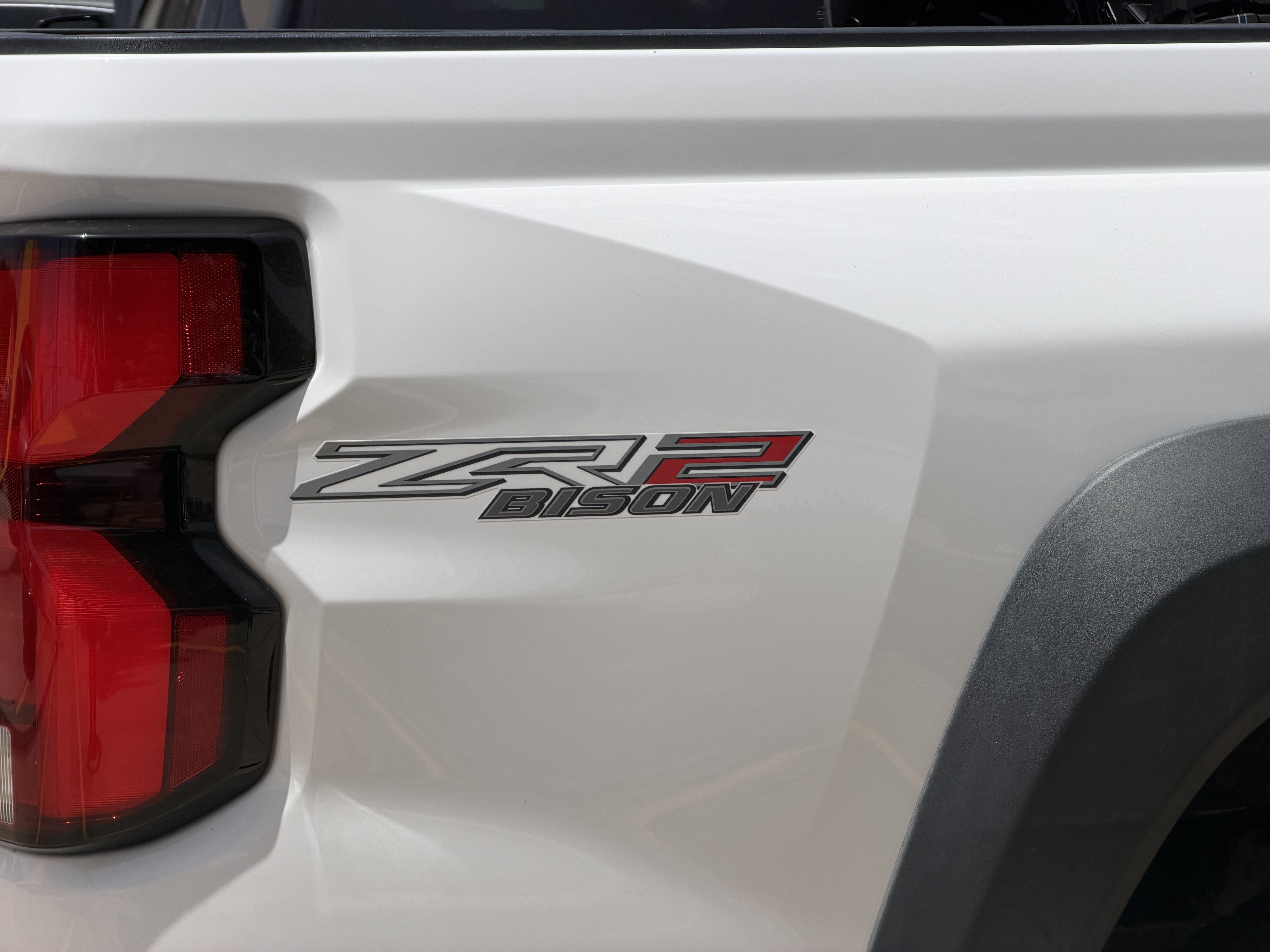 Used 2025 Chevrolet Colorado ZR2 w/ ZR2 Bison Edition AWD/4WD image 6