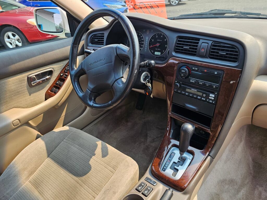 Used 2004 Subaru Outback H6 35th Anniversary Edition AWD/4WD image 10