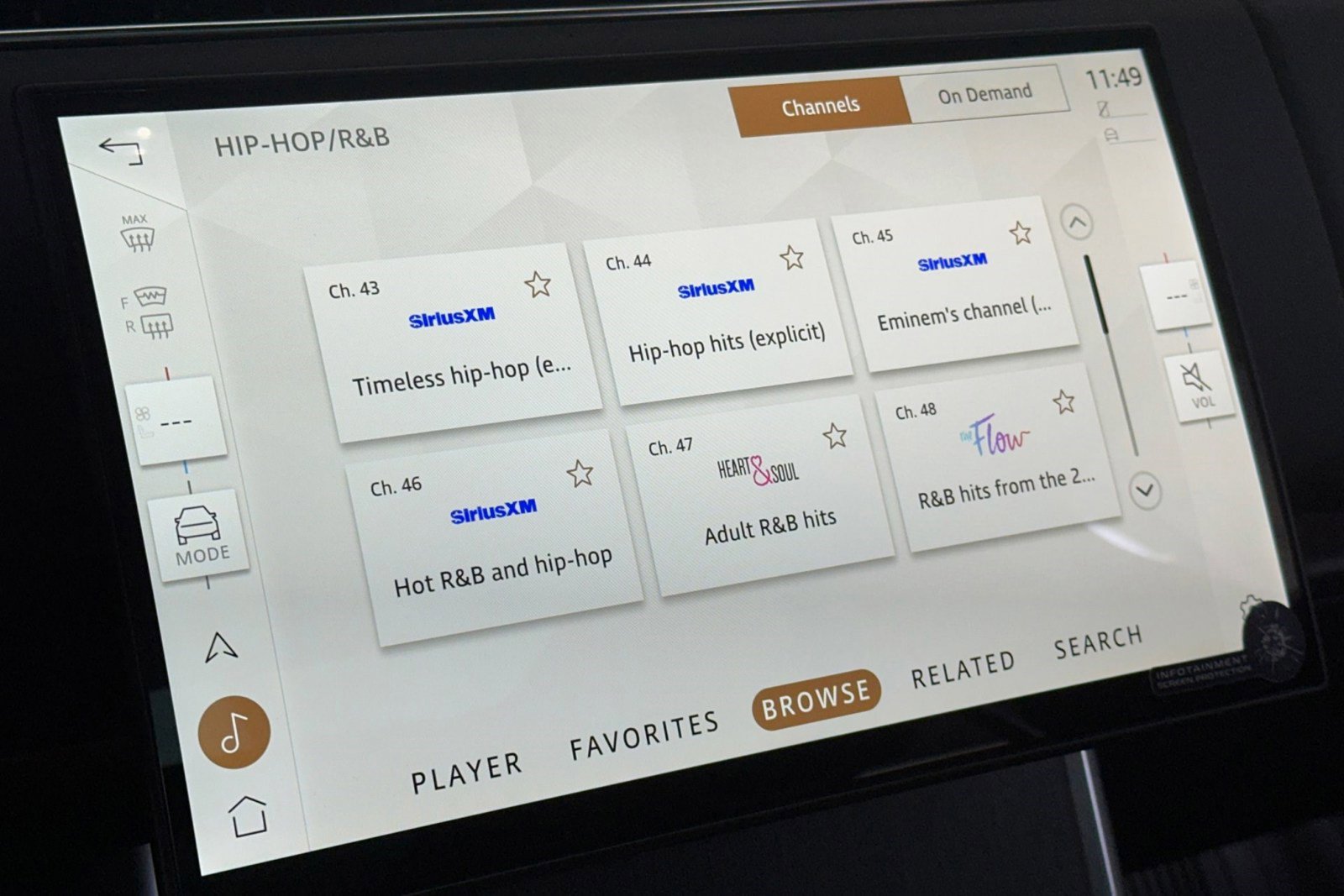 New 2025 Land Rover Range Rover SE image 17