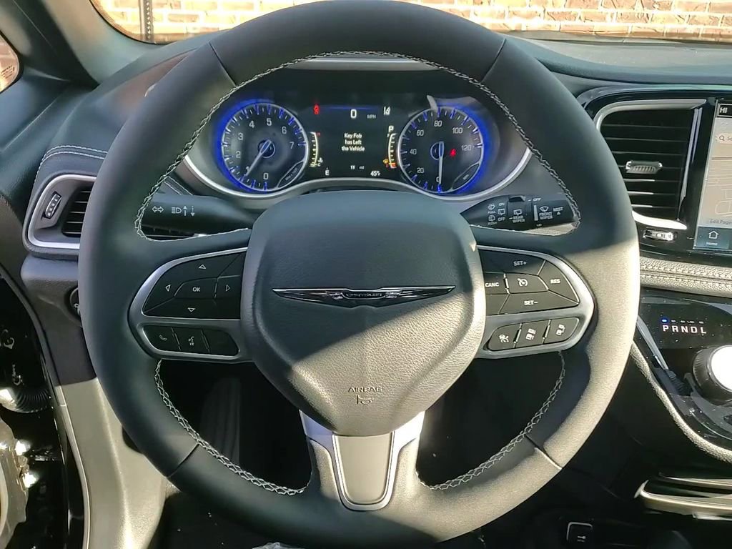 New 2026 Chrysler Pacifica Select AWD/4WD image 12