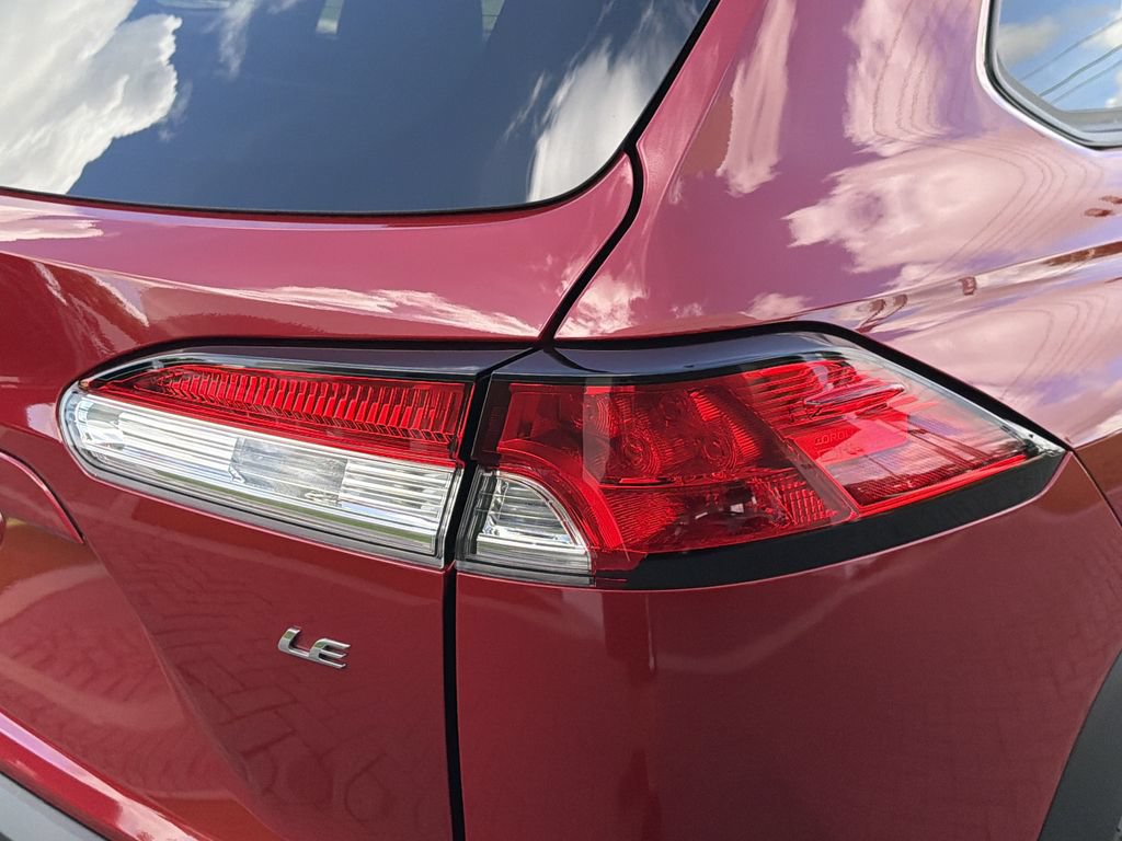 Used 2023 Toyota Corolla Cross LE FWD image 10