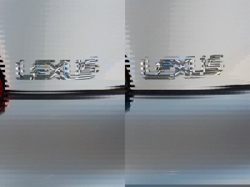 Used 2003 Lexus SC 430 Convertible image 38