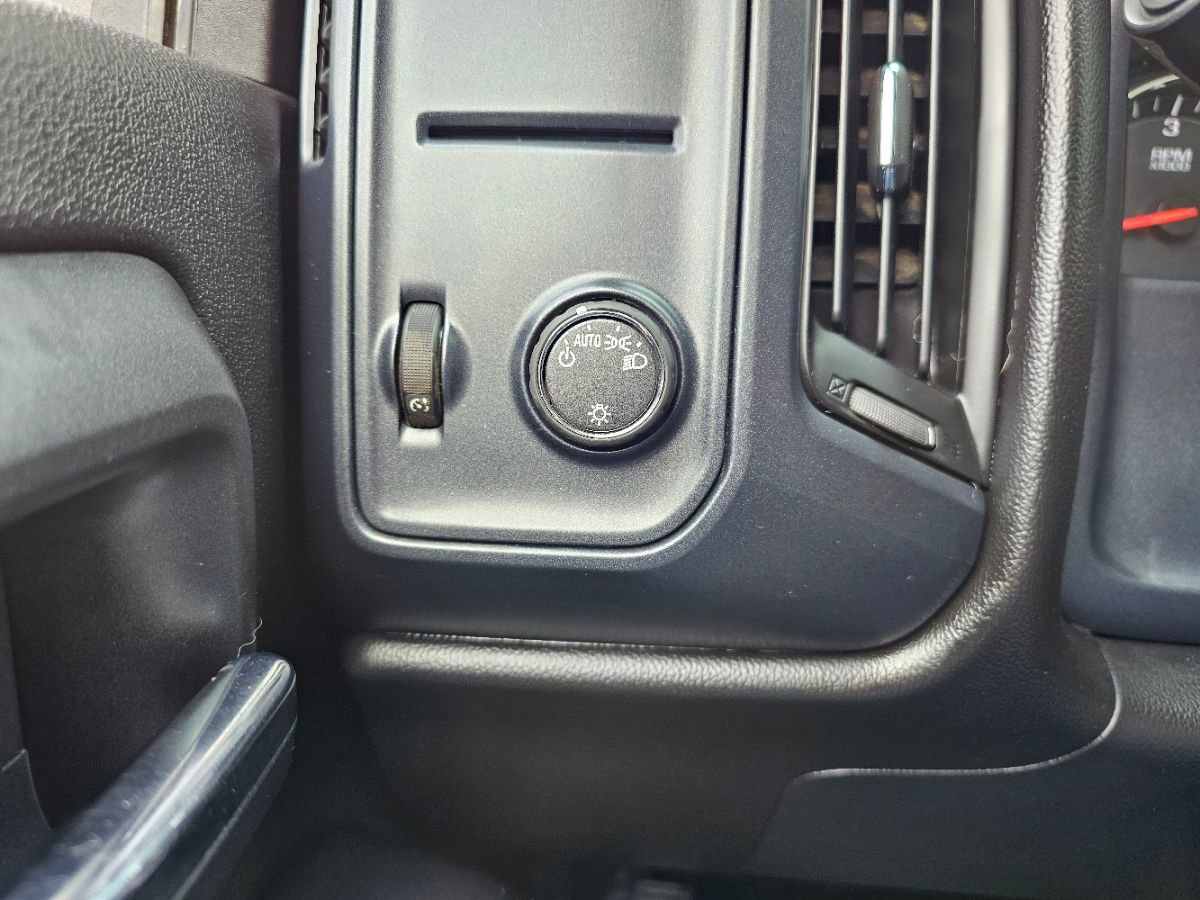 Used 2016 Chevrolet Silverado 1500 W/T image 27