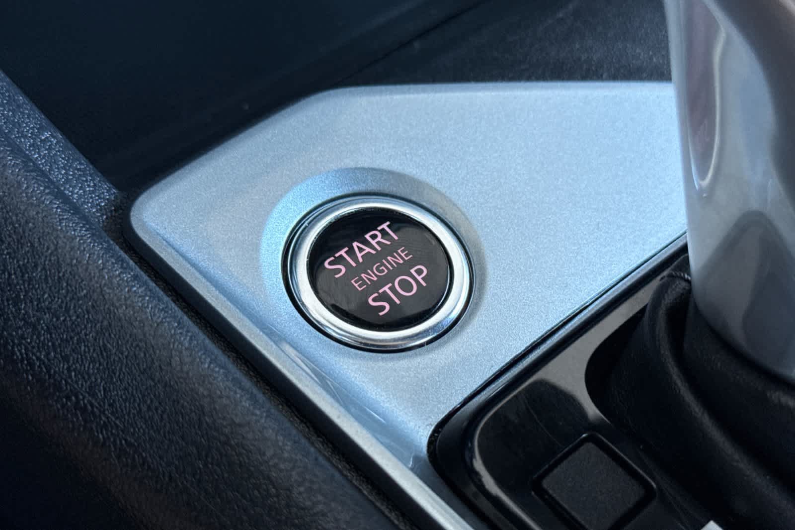 Used 2025 Nissan Altima 2.5 SV FWD image 21