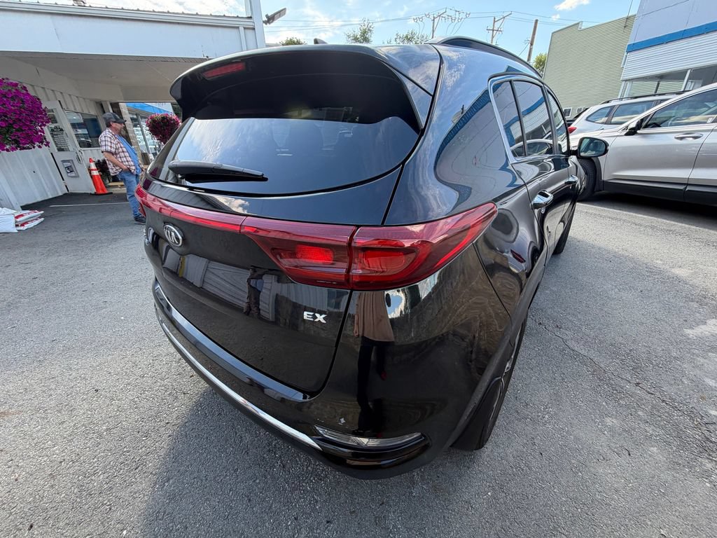 Used 2021 Kia Sportage EX w/ EX Technology Package FWD image 5