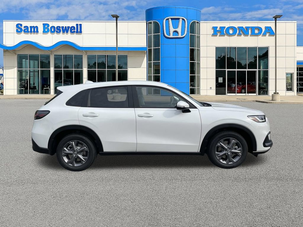 New 2026 Honda HR-V LX image 2