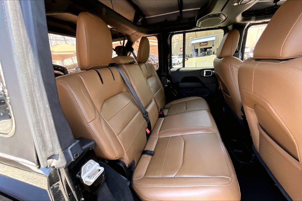 Used 2021 Jeep Wrangler Unlimited Sahara w/ Cold Weather Group AWD/4WD image 37