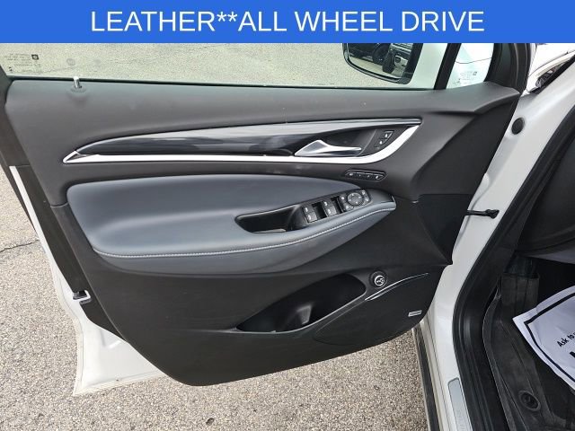 Used 2023 Buick Enclave Premium image 24
