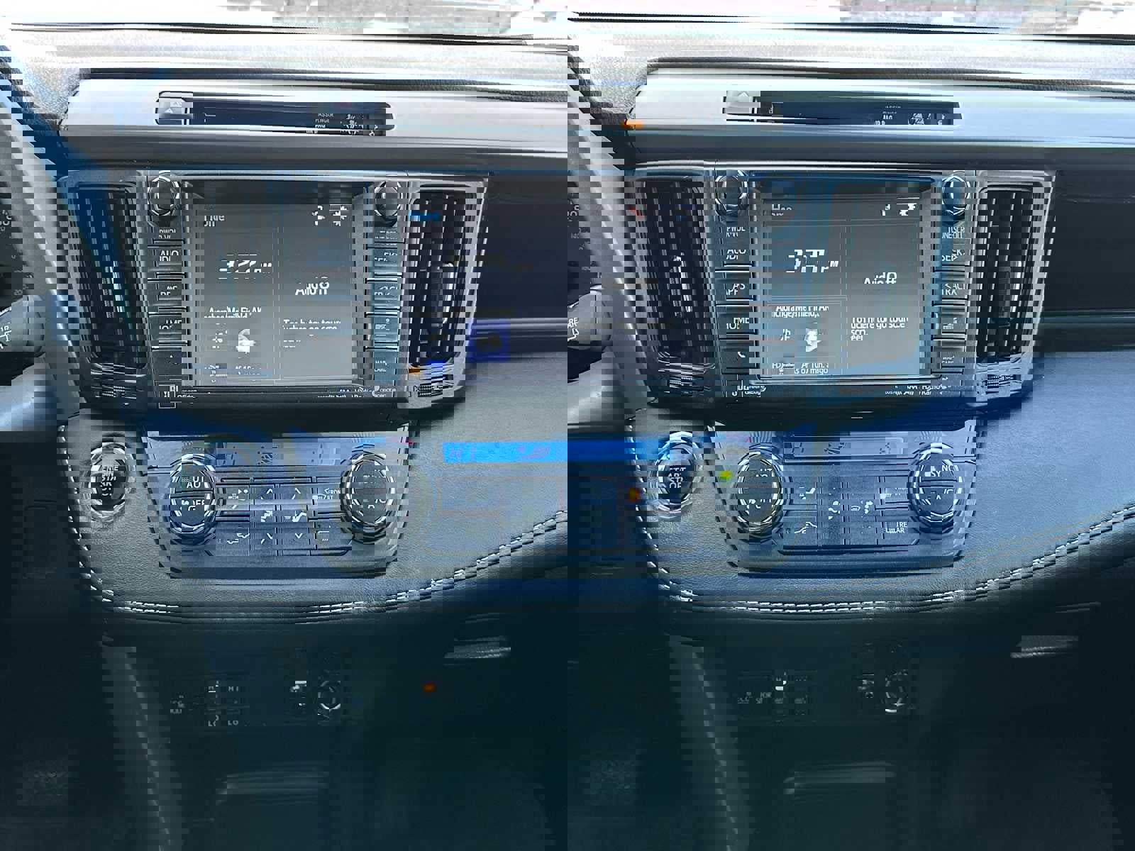 Used 2017 Toyota RAV4 Limited image 26