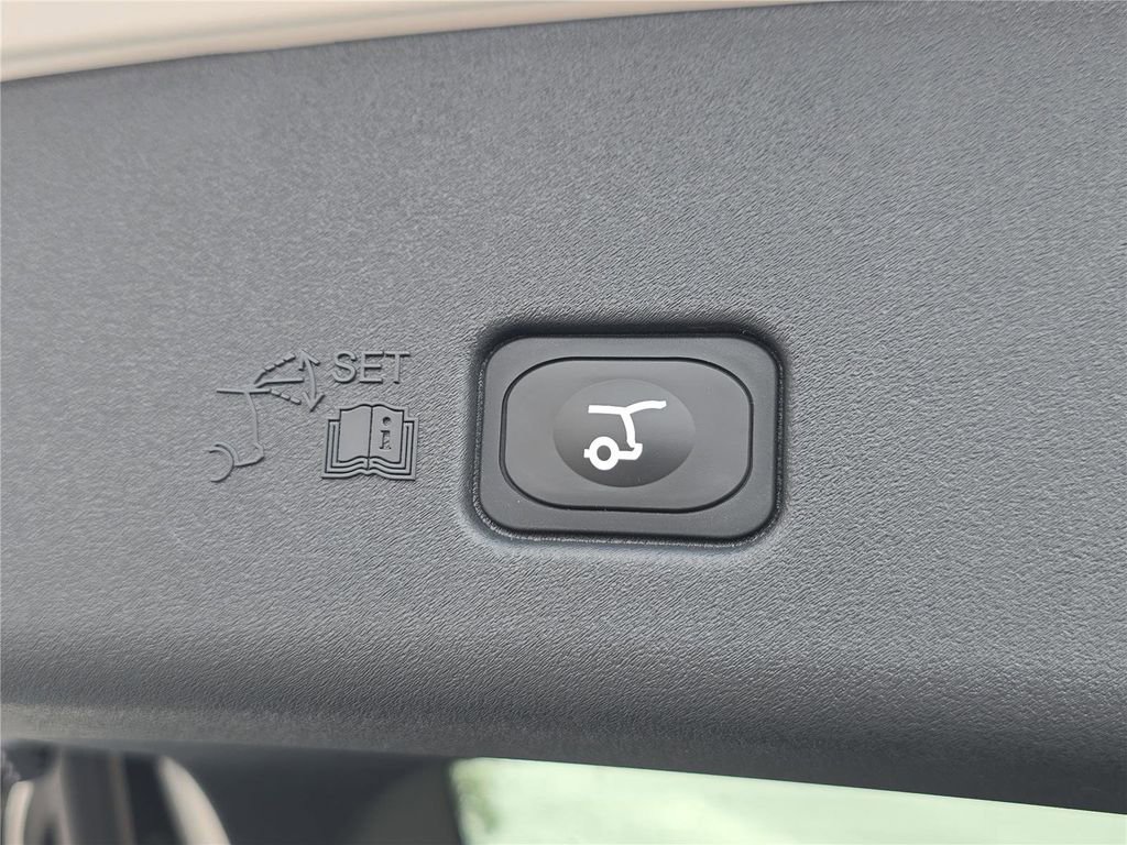 New 2026 Lincoln Nautilus Premier w/ Equipment Group 102A AWD/4WD image 28