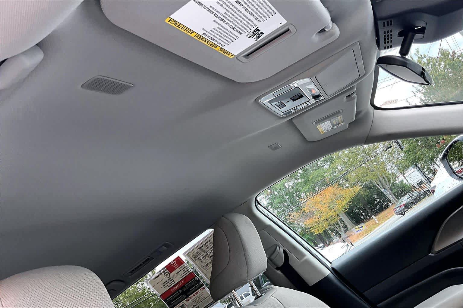Certified 2025 Toyota Grand Highlander FWD image 14