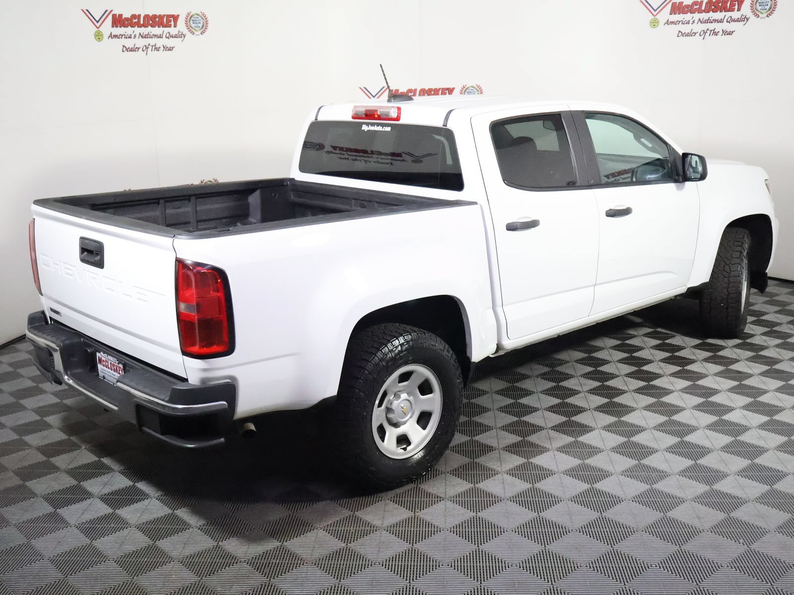 Used 2022 Chevrolet Colorado W/T w/ WT Convenience Package AWD/4WD image 4