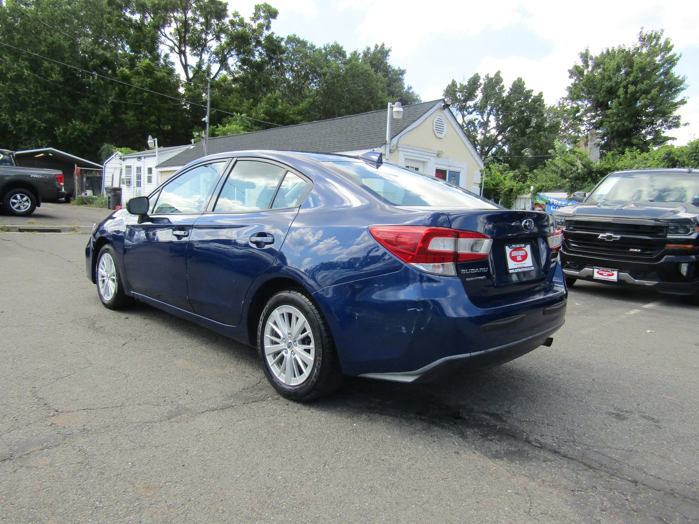 Used 2017 Subaru Impreza 2.0i Premium image 8