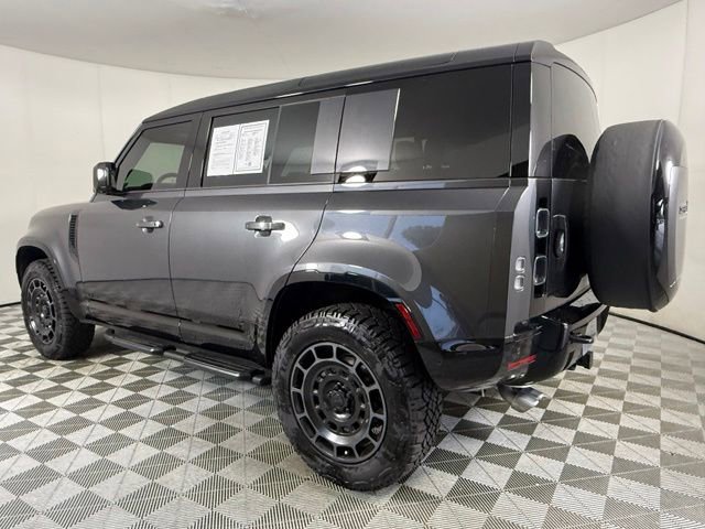 Certified 2025 Land Rover Defender 110 V8 AWD/4WD image 6