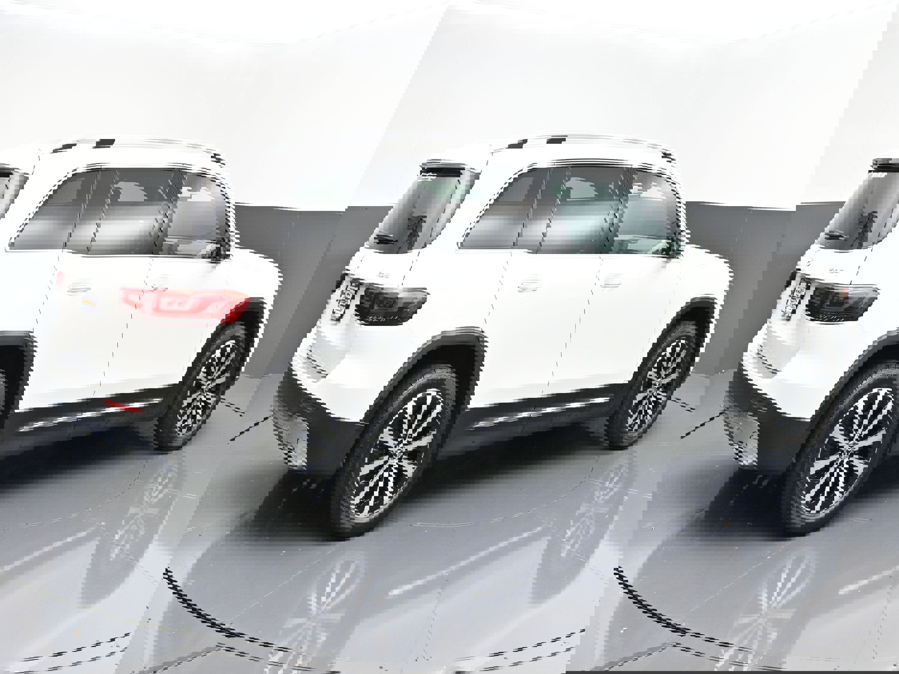 Used 2021 Mercedes-Benz GLB 250 4MATIC image 58