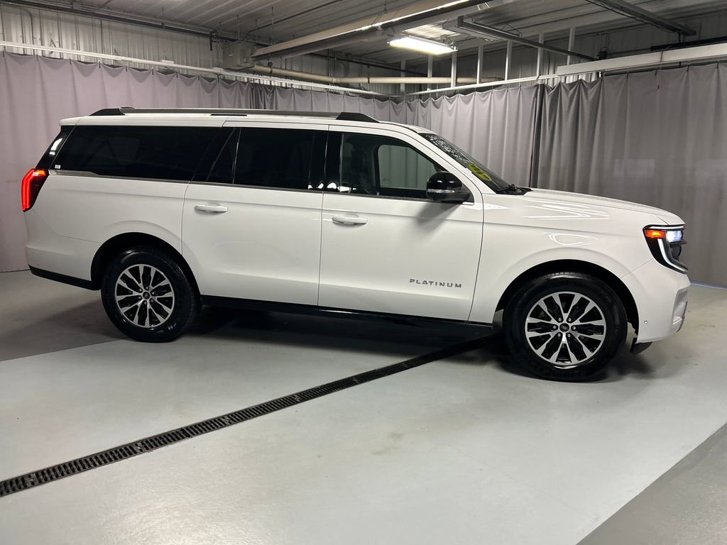 Used 2025 Ford Expedition Max Platinum AWD/4WD image 8