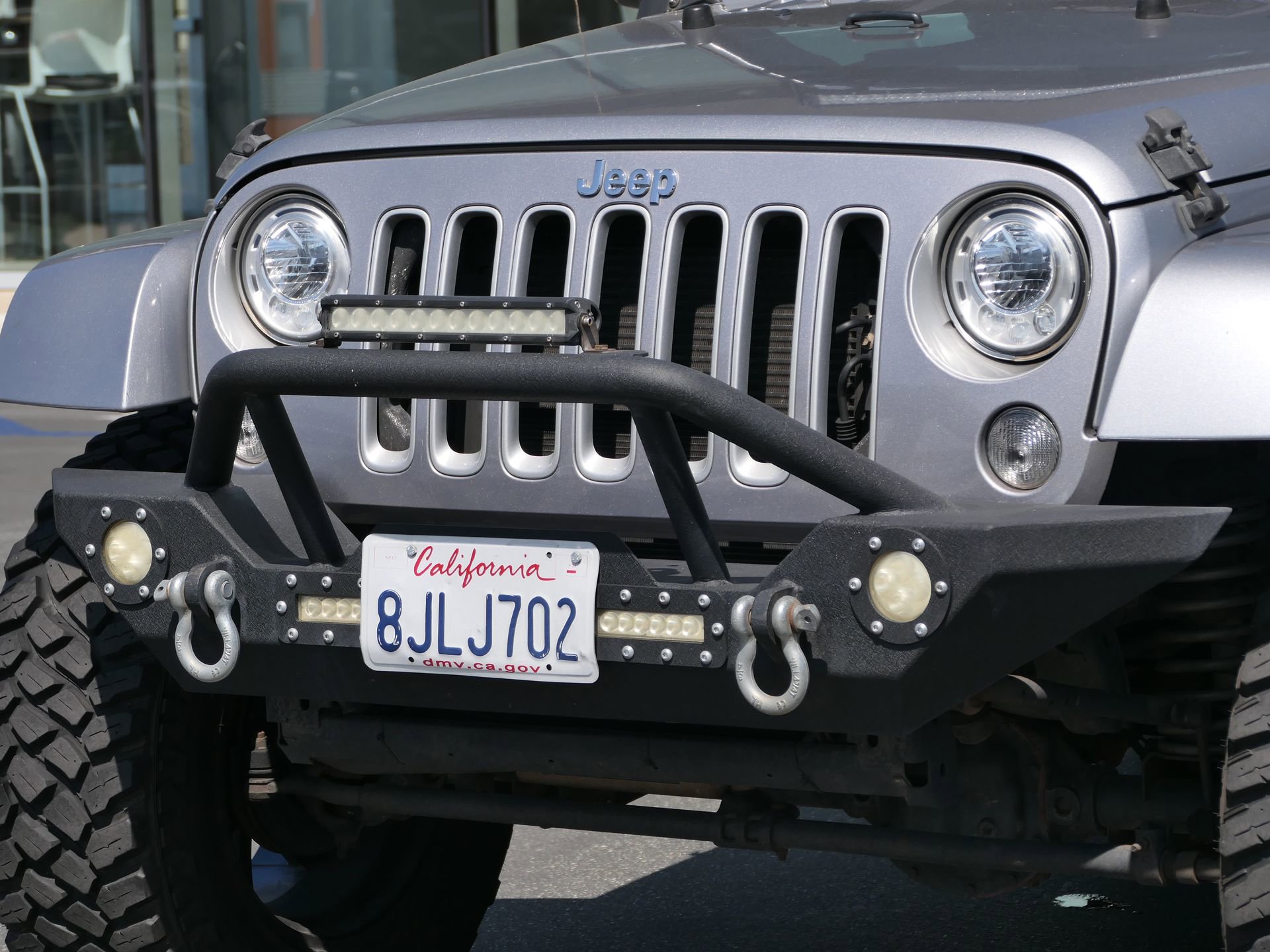 Used 2017 Jeep Wrangler Unlimited Sahara image 9