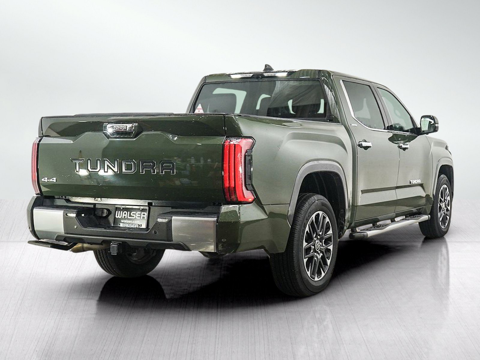Used 2023 Toyota Tundra Limited AWD/4WD image 7