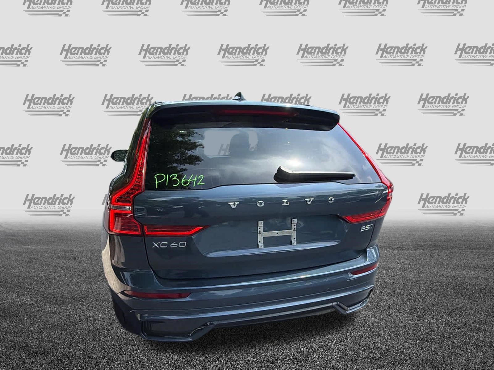 Used 2024 Volvo XC60 B5 Core w/ Climate Package AWD/4WD image 11
